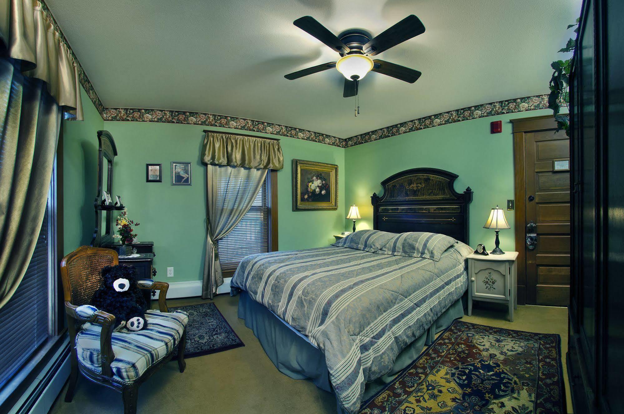 The Historic Elk Mountain Hotel Esterno foto